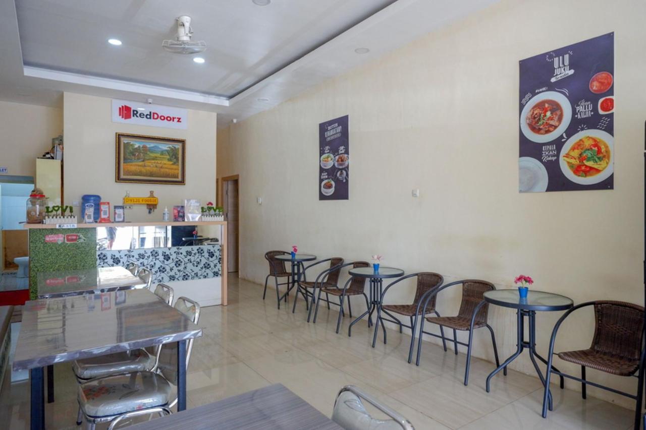Reddoorz Plus @ Losari Makassar Eksteriør bilde